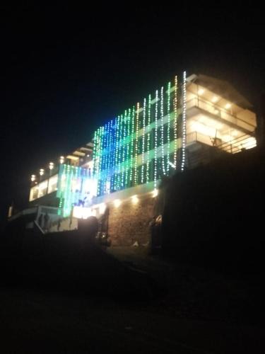 Dhanaulti Hotel | Valley View