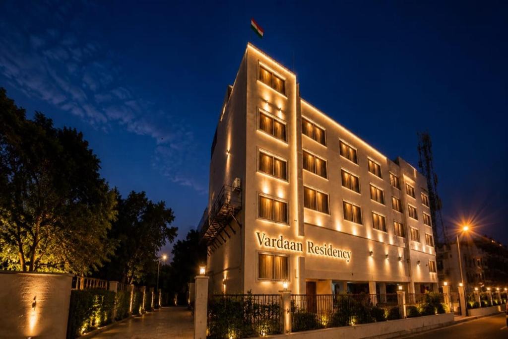 Gorakhpur Hotel | Vardaan Residency Hotel