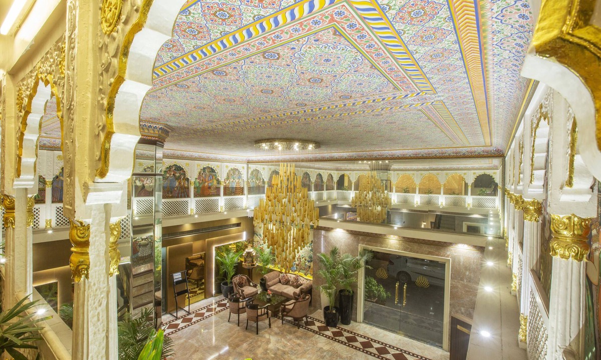 Panch Batti Hotel | Vesta Maurya Palace