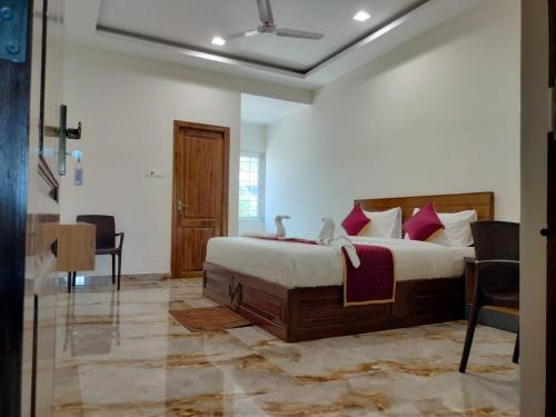 Vaniyambadi Hotel | VGN Convention Centre