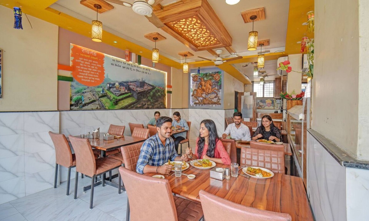 Alandi Hotel | Via Kamal Stay Inn