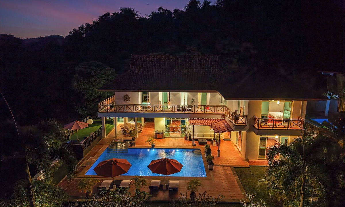 Kampung Kedawang Villa | Villa 7 - Luxury Private Pool Villa