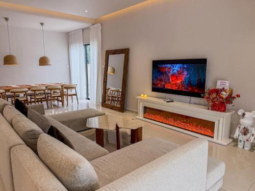 Medini House | Villa' Fiamma Taman Rambah Kukup Pontian