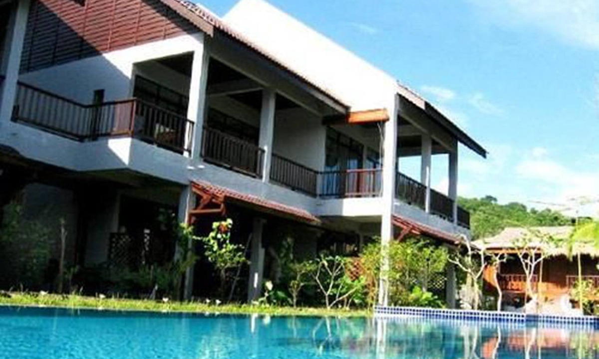 Pantai Tengah Resort | Villa Molek