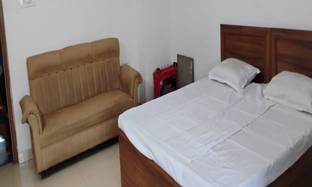 Medinipur Hostel | Village Inn Residency