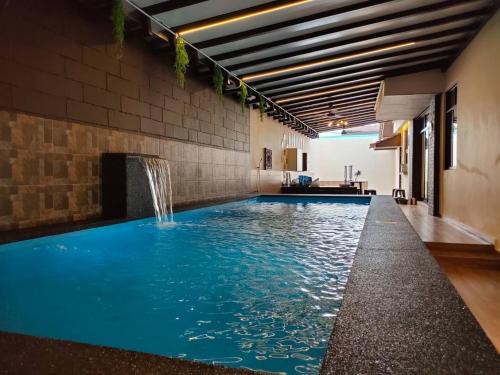 Bukit Rambai Villa | Villamax Klebang Beach Homestay Melaka 25 Pax 6R4B