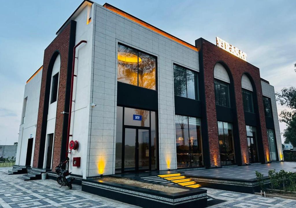 Bharatpur Hotel | Virasat Bharatpur
