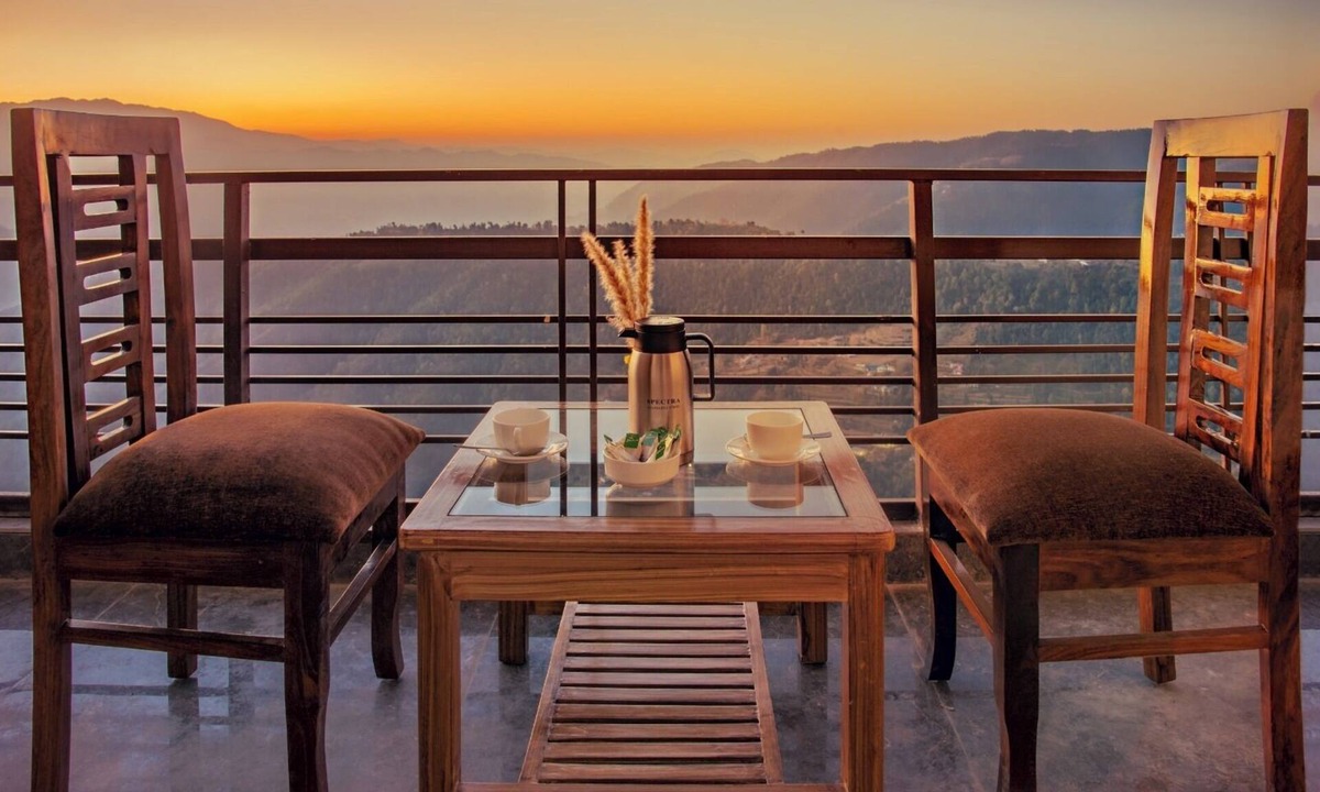 Shimla Hotel | Vista Elite - Chail