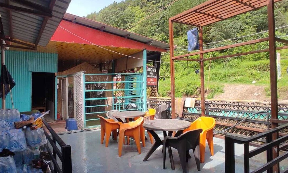 Guptkashi Hotel | Vivek Hotel And Restaurant