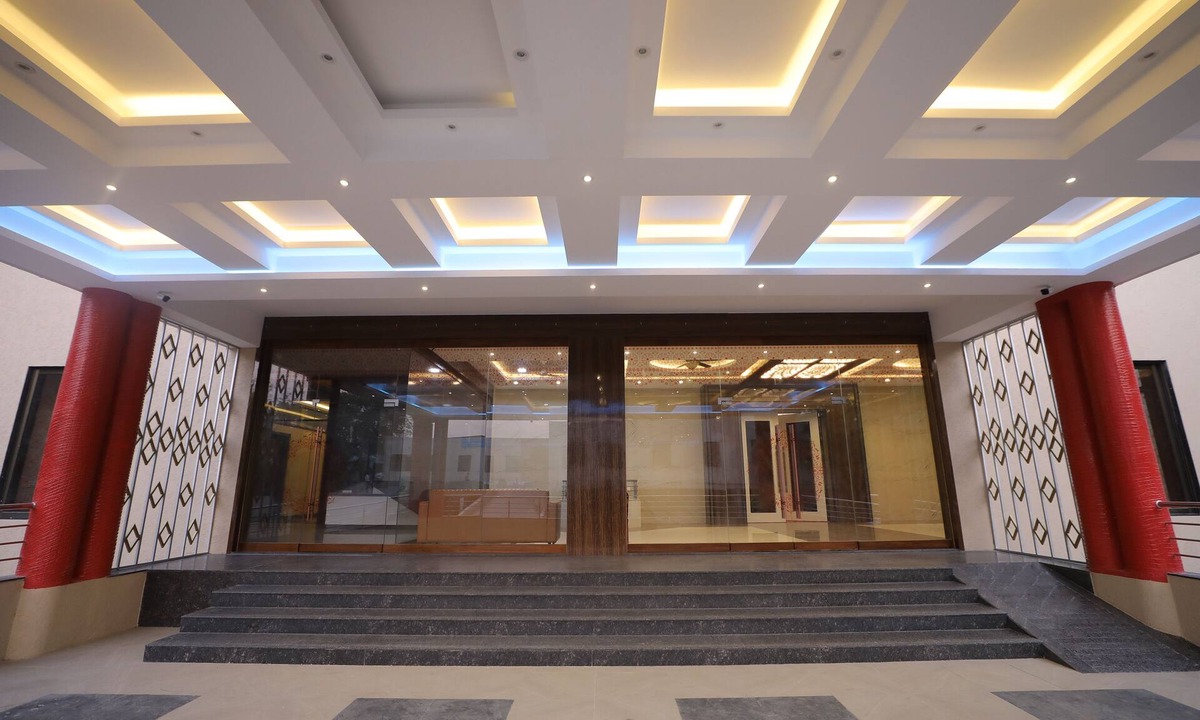 Kalaburagi Hotel | VL Patil Stays & Banquets