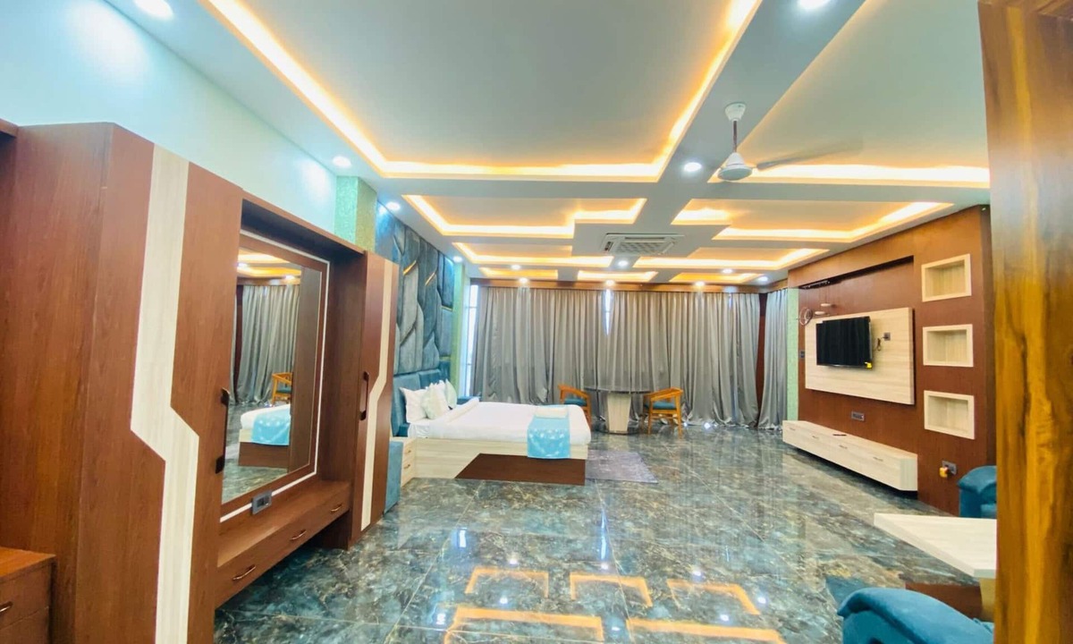 Siwan Hotel | VRINDA HERITAGE HOTEL & BANQUET HALL