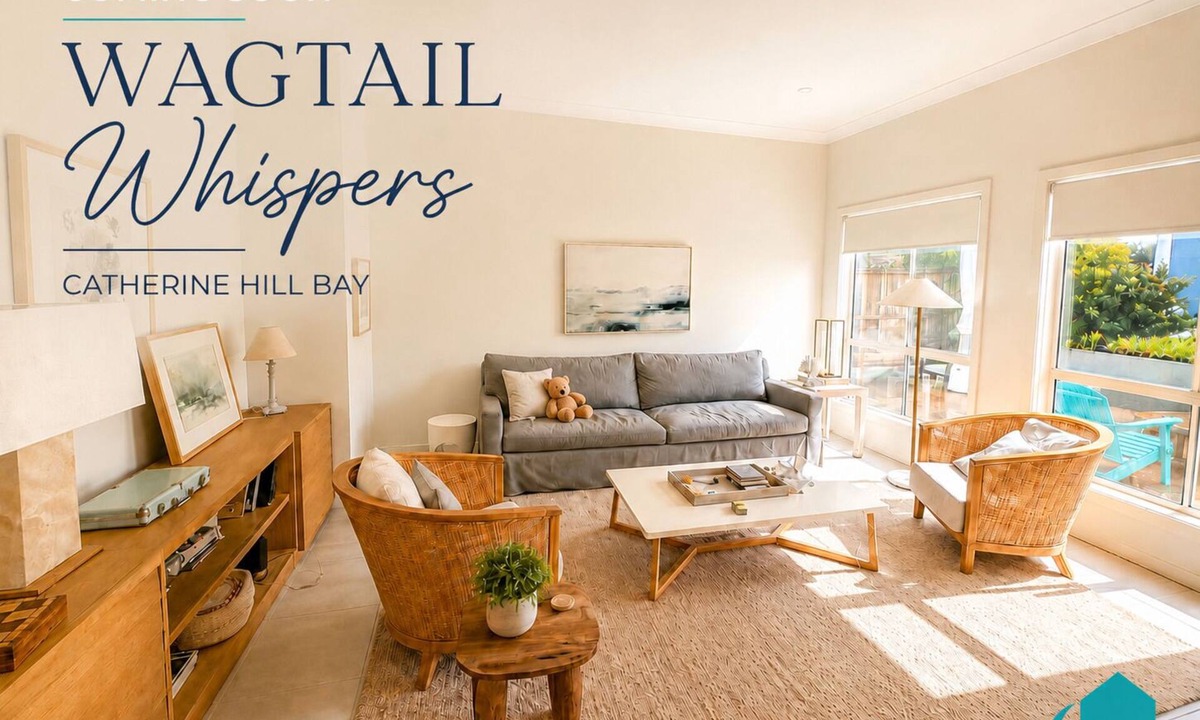 Catherine Hill Bay Apartment | Wagtail Whispers - Spacious Coastal Escape