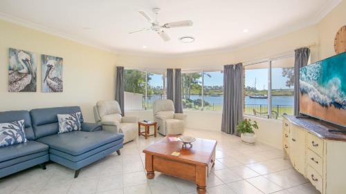 Yamba House | Waterside Escape