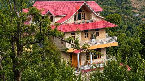 Rampur House | White Clover Retreat