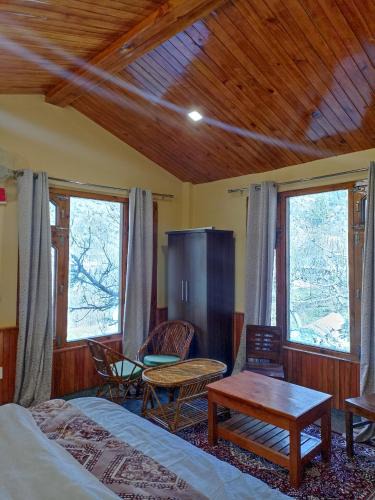 Kullu House | Wonderway Retreat Jari