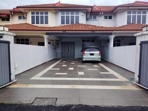 Kuantan House | YNY Guest house