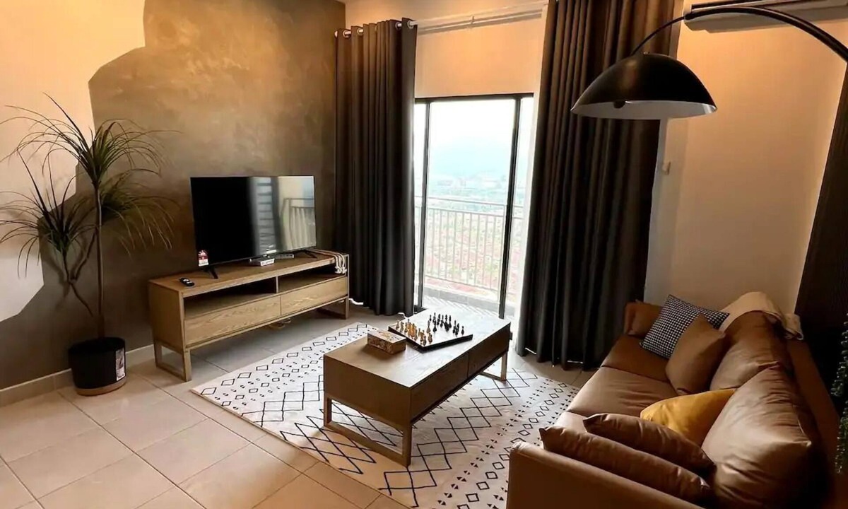 Nilai Apartment | Youth City Residence/3 Room/KLIA/Nilai/Pool