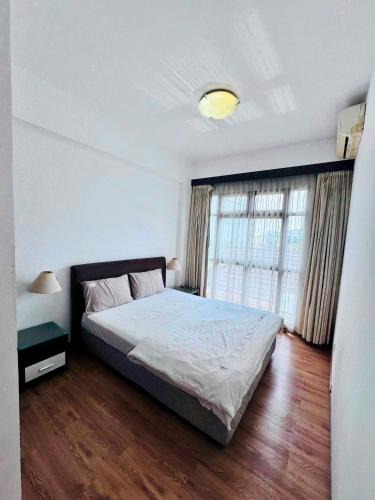 Sandakan Apartment | Zaleha Kamaruddin