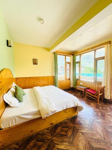Old Manali Hotel | Zesto Stay