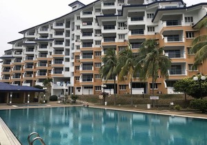 Comfy Beachfront View at Seri Bulan Condominium Teluk Kemang