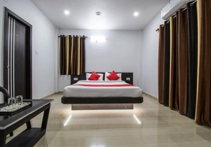 FAMILY ROOM 10-S G INTERNATIONAL