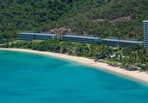 Lagoon Beachfront Lodge 201 on Hamilton Island by HamoRent in Hamilton Island