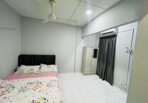 PD Laguna Resort Holiday
