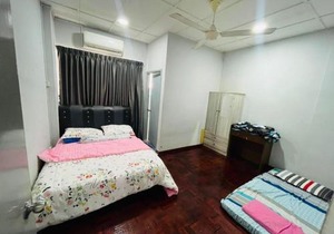PD Laguna Resort Holiday