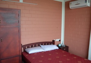 Periyar RiverView Homestay, Near Cochin Airport, Kochi | RiverView AC Rooms