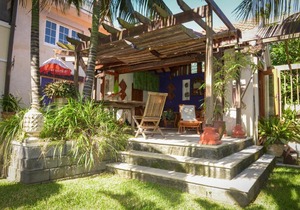 Queenscliff beach apartment