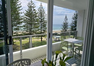 Rainbow Pacific Unit 12 in Gold Coast