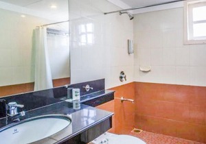Room in a villa in Betalbatim, Goa, by GuestHouser 13884