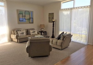 The Sandy Point Beach House - 2 Bedroom, 1 Bathroom, sleeps 5 in Sandy Point