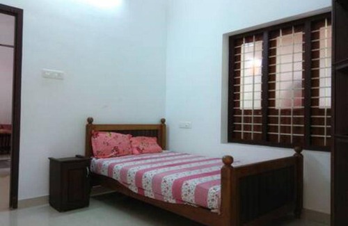 Kunnattur House | 250 m² Bungalow ∙ 4 bedrooms ∙ 8 guests