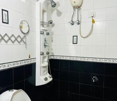Thiruvananthapuram Apartment | LUXUS INN JA - Starlight Rooms