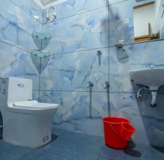 Kumbalam House | Star Inn