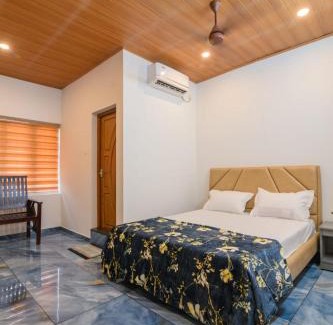 Kumbalam House | Star Inn
