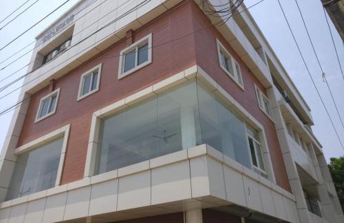 Kanjikode Hotel | The Grand Inn