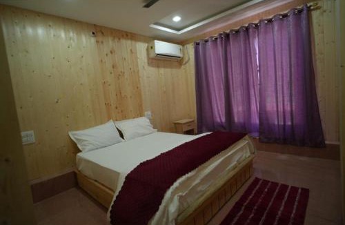 Uttarkashi House | होटल राजकीला