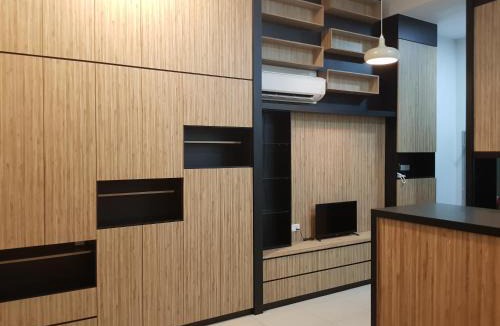 Taman Mount Austin Apartment | 06- Austin Regency Taman Mount Austin Studio 4-5pax