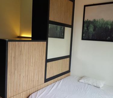 Taman Mount Austin Apartment | 06- Austin Regency Taman Mount Austin Studio 4-5pax