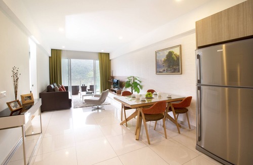 Taman Bistari Apartment | 1 Bedroom Lakeview Suite #9