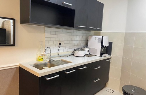 Downtown Kota Kinabalu Apartment | 1-Bedroom Seaview Apartment at The Shore – With Sofa Bed & Balcony