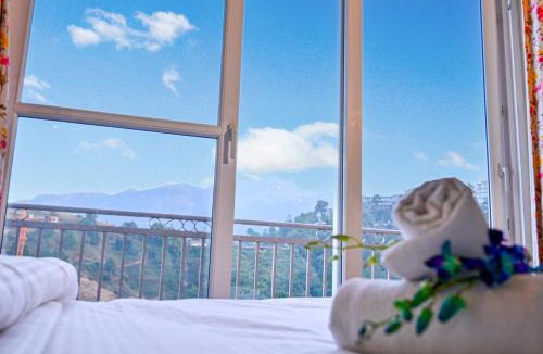 Solan Apartment | 1 Room Suite by Glambirds
