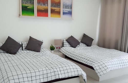 Shah Alam Apartment | 1 Trefoil Setia Alam 4 pax 1min to Setia City Mall