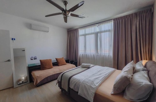 Seri Tanjung Pinang Apartment | 118 Island Plaza Seaview Family Suite 5Pax 1Carpark