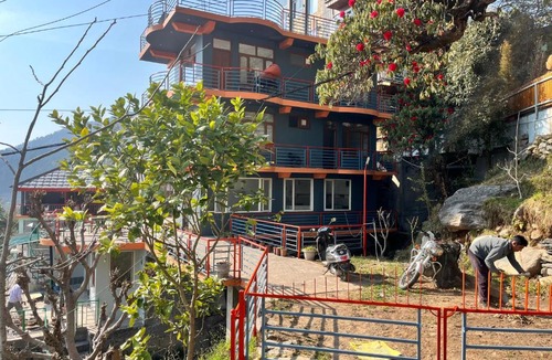 Bhagsu Nag Hostel | 12 Monks - Dharamkot, Upper Bhagsu, McLeodGanj