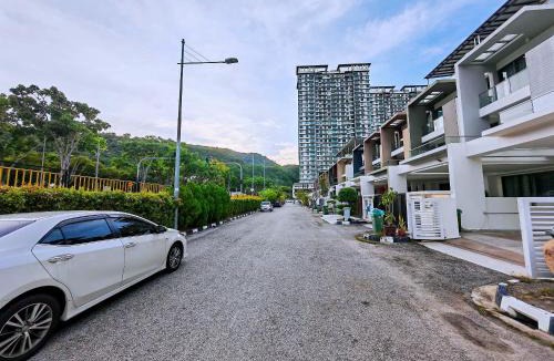 Sungai Ara House | 142 spacious 3storey 6BR 6bath for big family wedding birthday easy parking