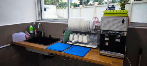 Mukim 13 Paya Terubong House | 16 Pax Party House 4BR Semi - Double Storey BBQ Ready Ideal for Gathering