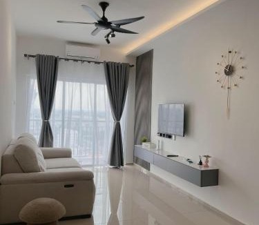 Kampung Lubok Peringgi Apartment | 198 Guesthouse D'Aman Residence Facing view Telekom Tower Aman Central